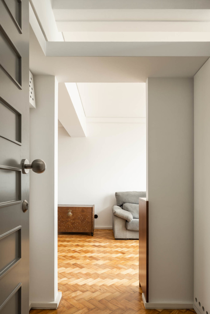 Santos Pousada Apartment by Hinterland Architecture Studio