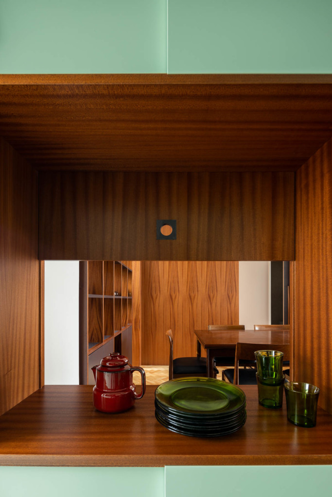 Santos Pousada Apartment by Hinterland Architecture Studio