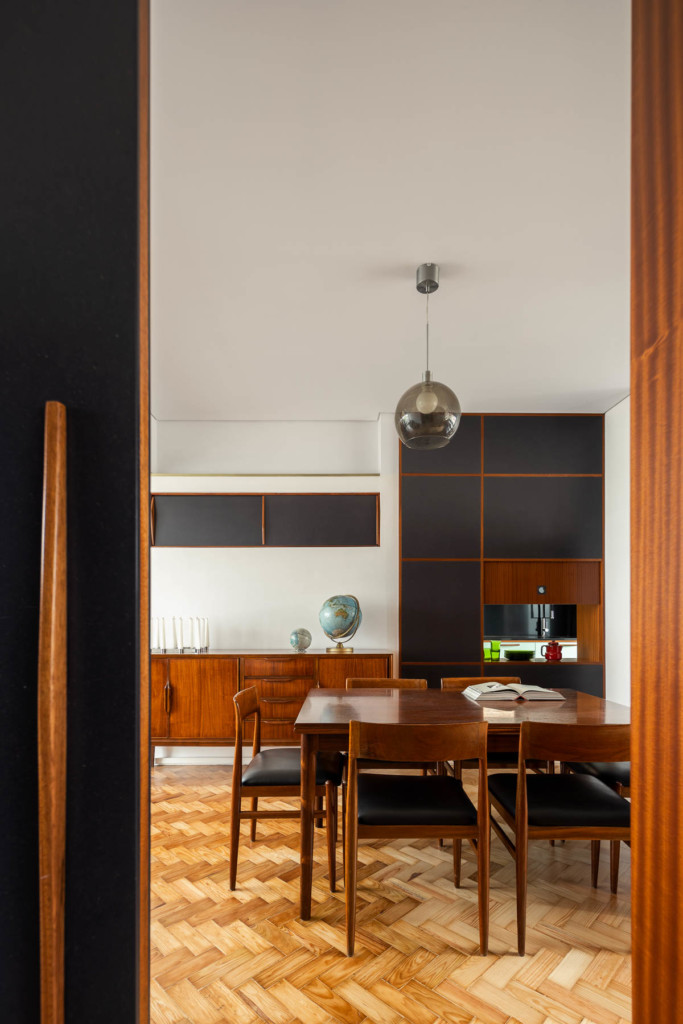 Santos Pousada Apartment by Hinterland Architecture Studio