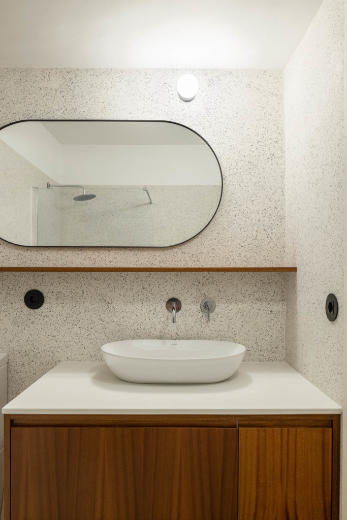 Santos Pousada Apartment by Hinterland Architecture Studio