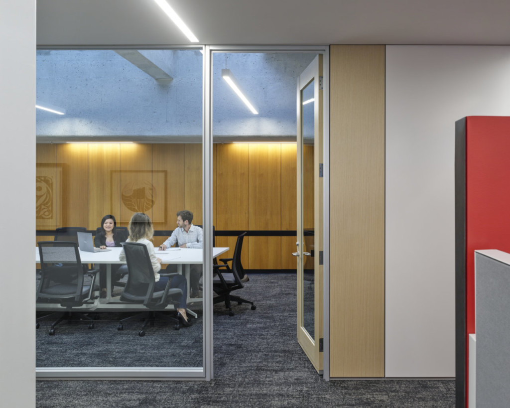 SFU Strand Hall L3000 Refurbishment