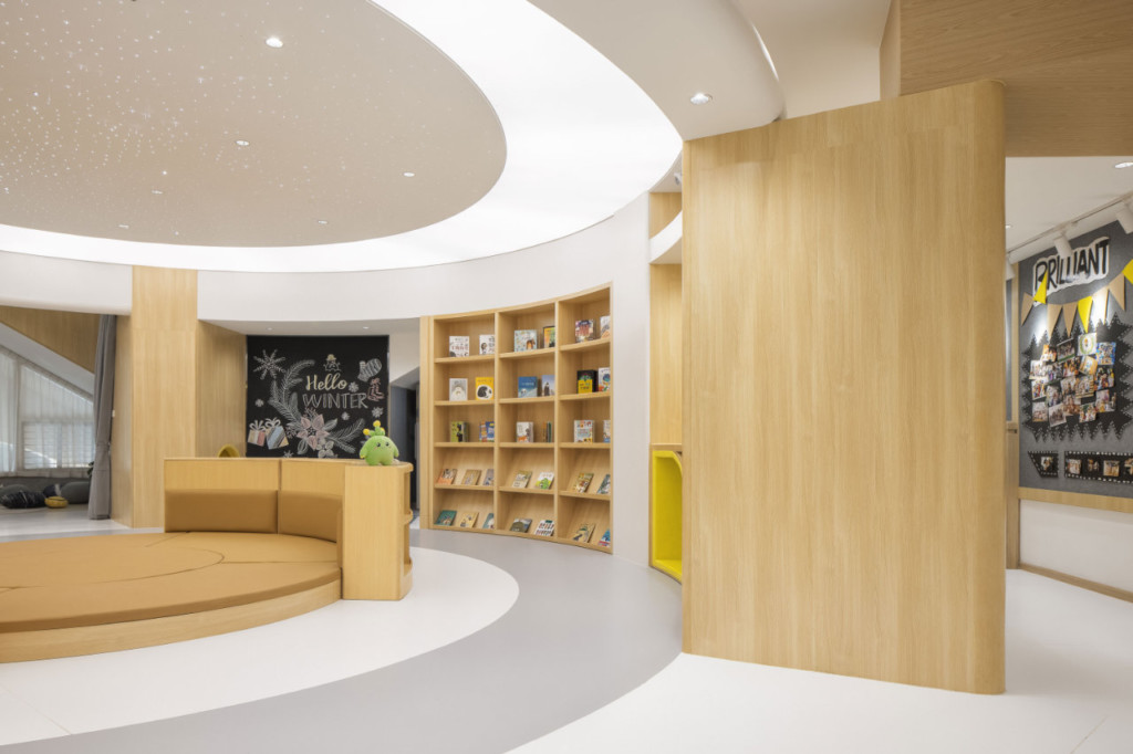Crown Dream International Kindergarten by VMDPE Design