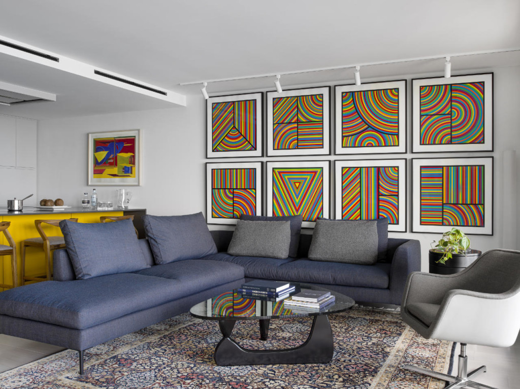 Lake Shore Drive Residence by Searl Lamaster Howe Architects