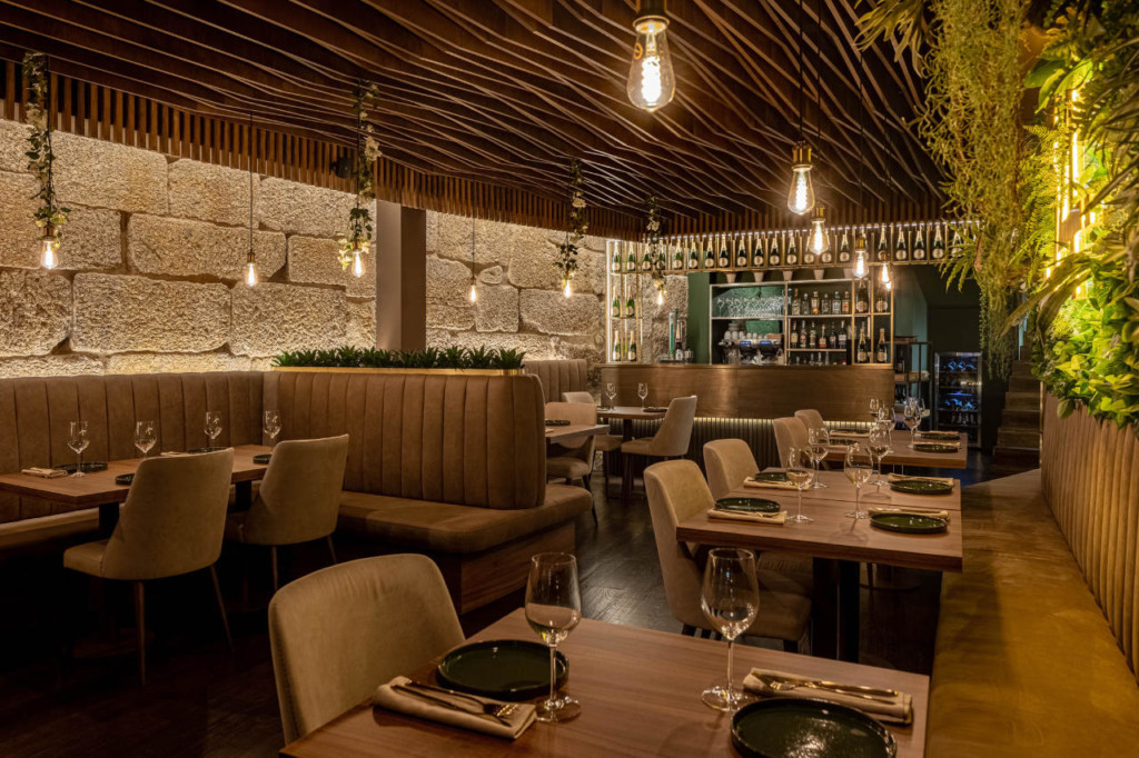 34 Restaurant by REM’A