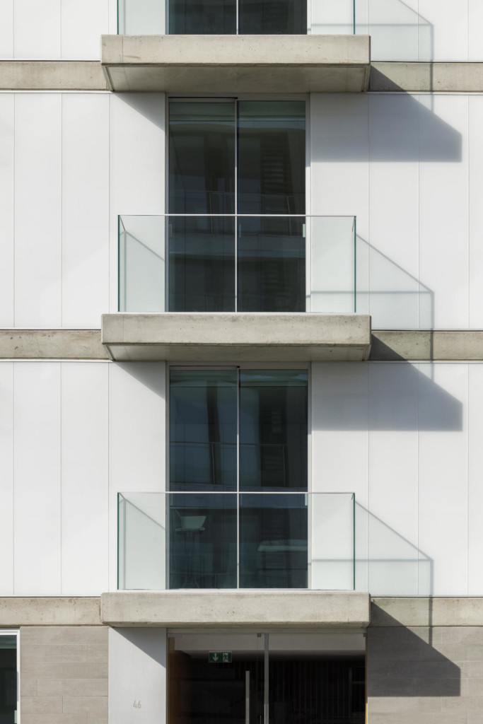 Multifamily building in Aveiro by Sónia Cruz - Arquitectura