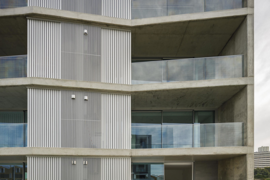 Multifamily building in Aveiro by Sónia Cruz - Arquitectura