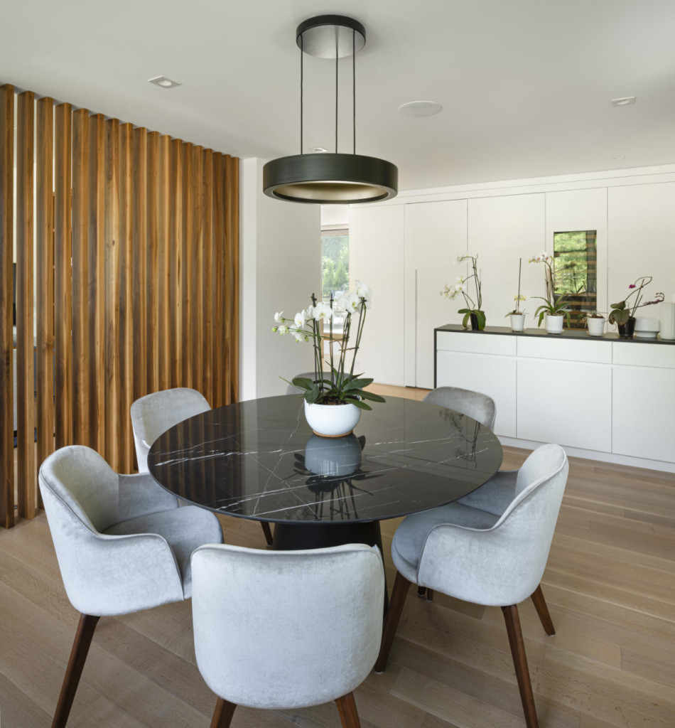 Mont-Royal Residence by MU Architecture