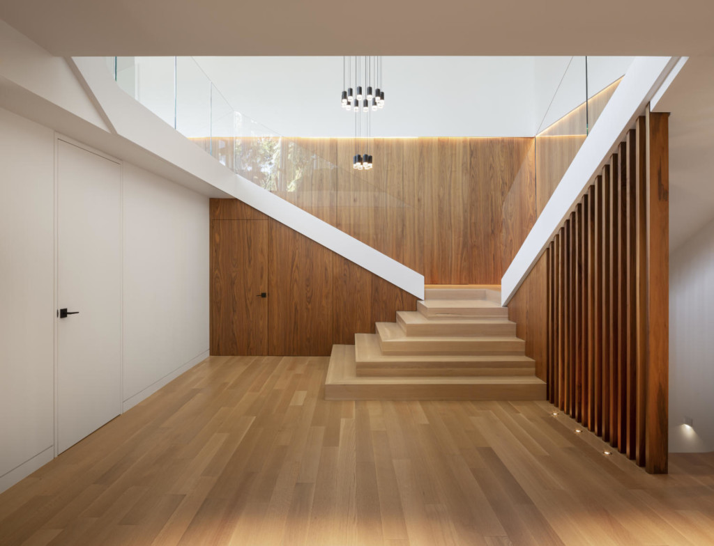 Mont-Royal Residence by MU Architecture