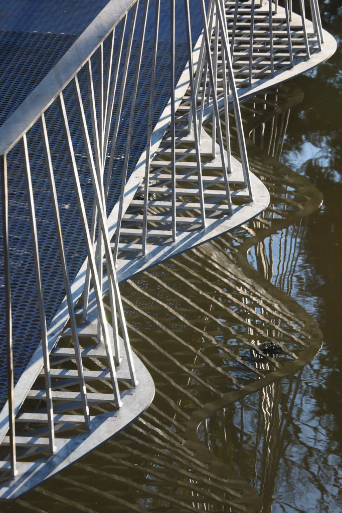 Swing Bridge by Tonkin Liu