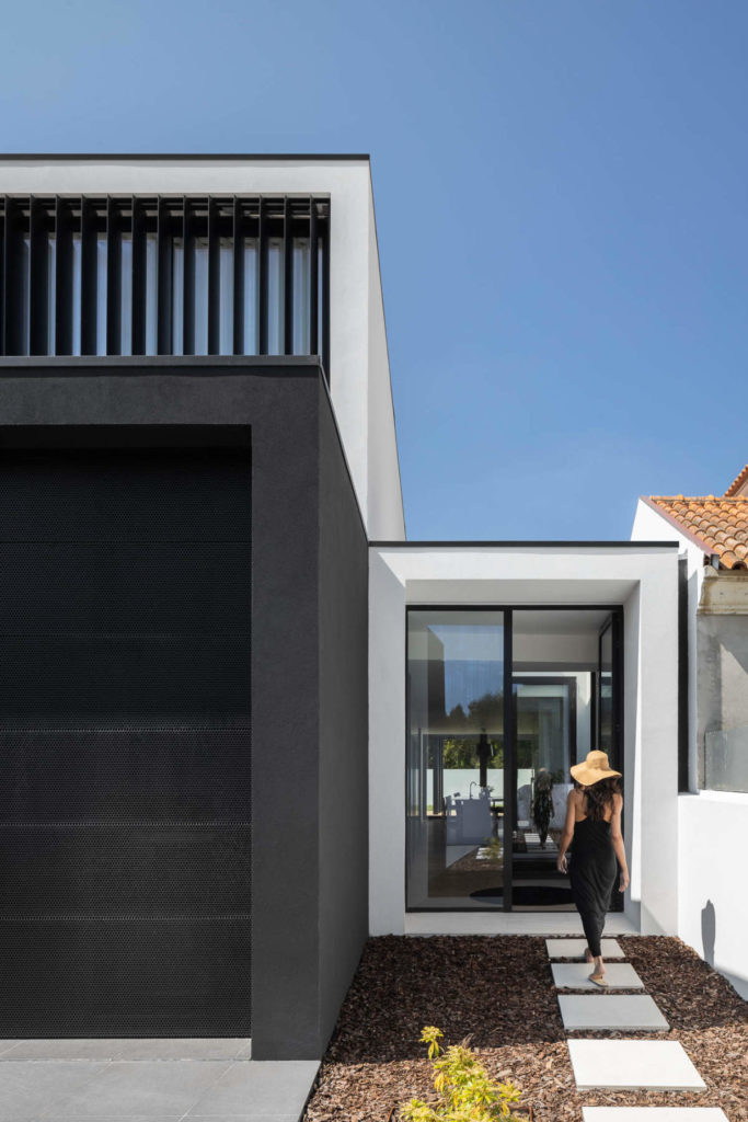 Diagonal House by Frari