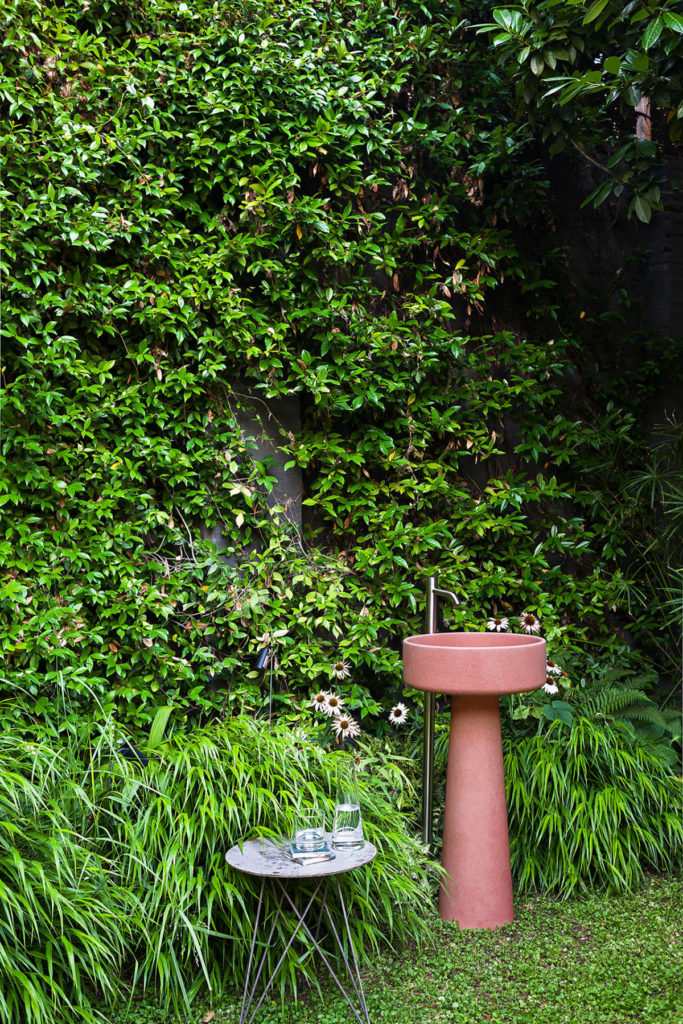 Bjhon 1 Washbasin, column