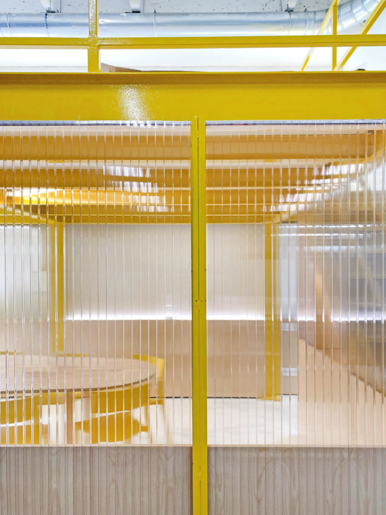 mini break (show) room by Francesca Perani