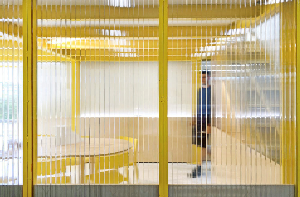 mini break (show) room by Francesca Perani